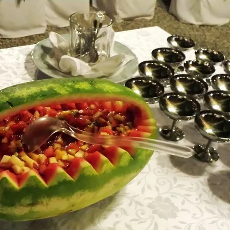 Regina מרינה די ג'ויוסה איוניקה