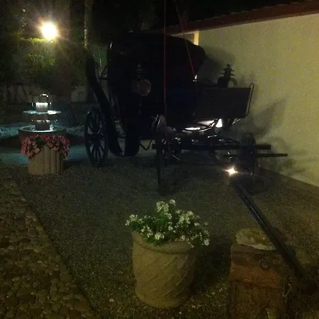 Regina מרינה די ג'ויוסה איוניקה