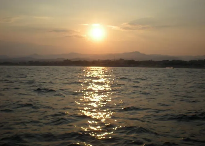 蕾佳娜住宅酒店 酒店 3*