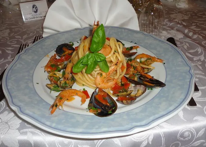 蕾佳娜住宅酒店 酒店 玛里纳吉尔萨罗